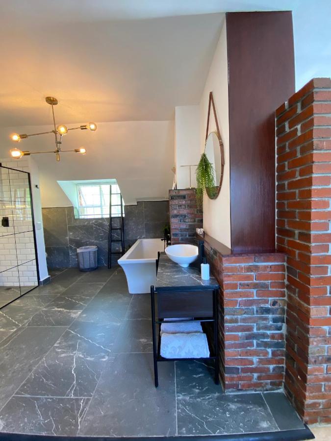 Villa Cosy And Unique Family Retreat In Hout Bay Kapstadt Exterior foto