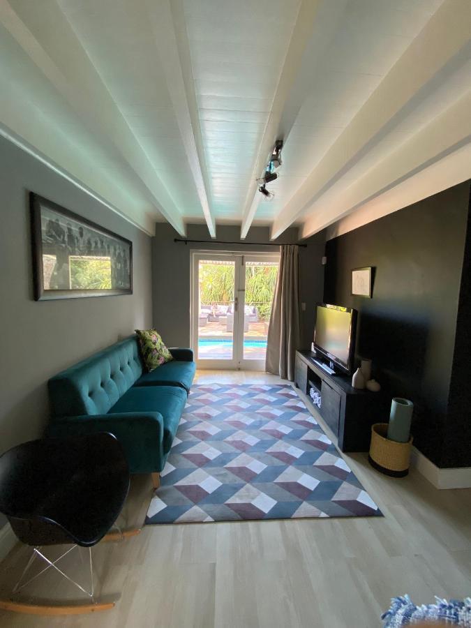 Villa Cosy And Unique Family Retreat In Hout Bay Kapstadt Exterior foto